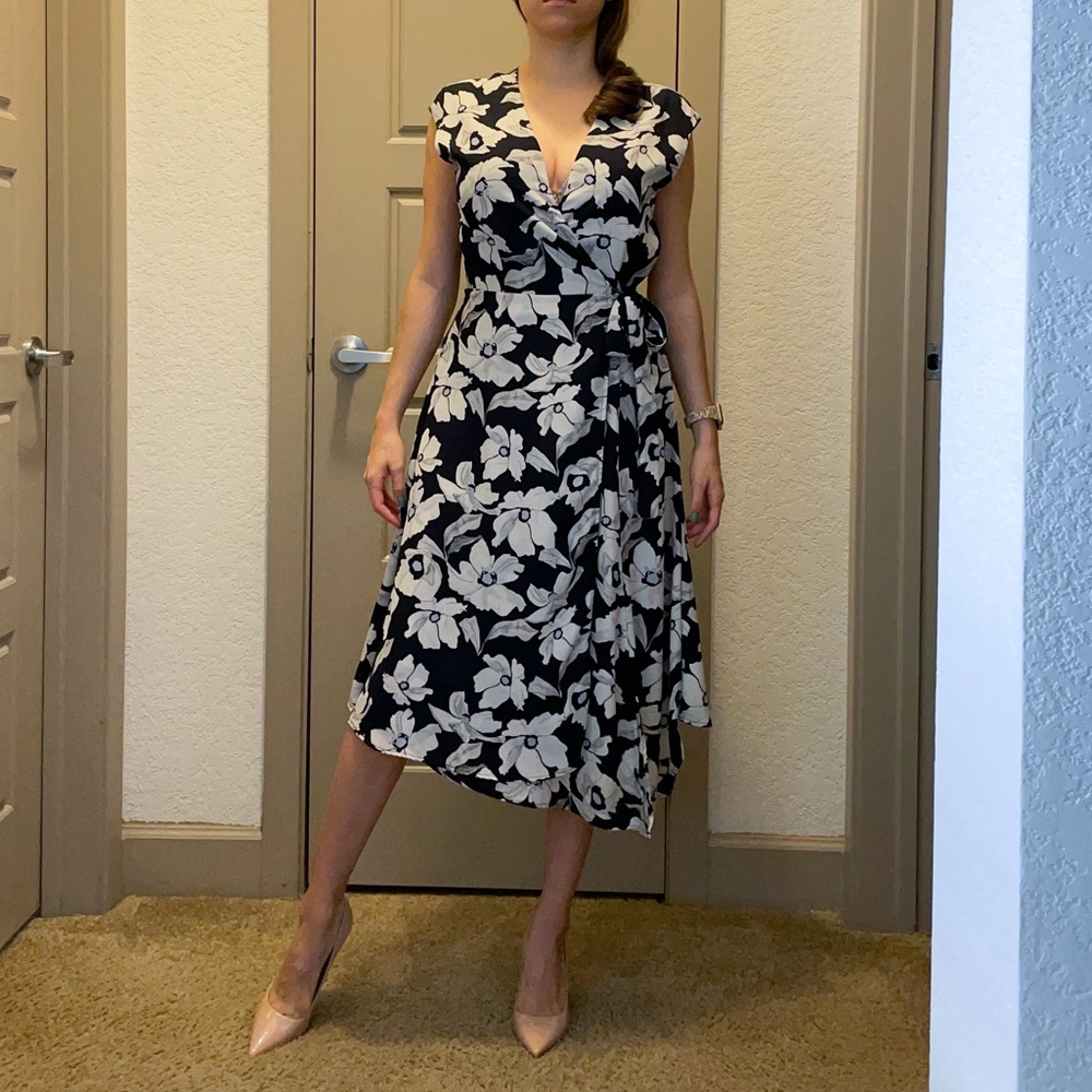 Beautiful Banana Republic dress